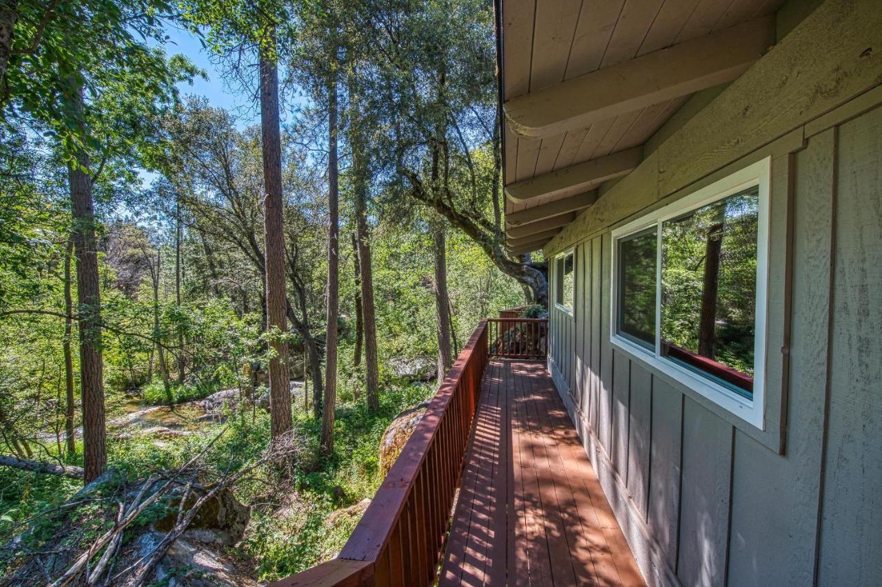 La Cabana Villa Oakhurst Exterior photo